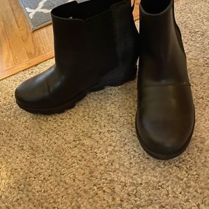 Sorel leather boots